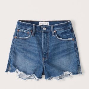 Abercrombie Curve Love 90s High Rise Cutoff Shorts